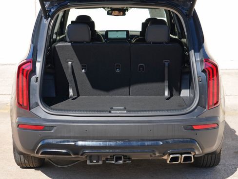 Used 2022 Kia Telluride EX w/ EX Premium Package AWD/4WD image 10