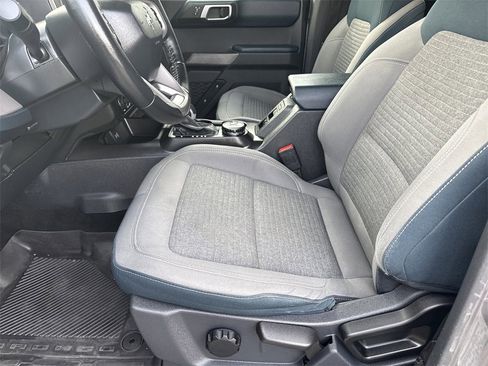 Used 2021 Ford Bronco Outer Banks image 9