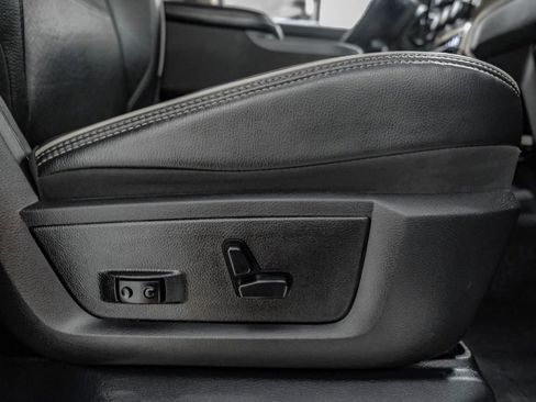 Used 2020 RAM 2500 Laramie image 34