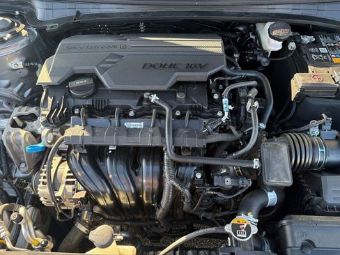 Used 2025 Kia K4 LXS image 31