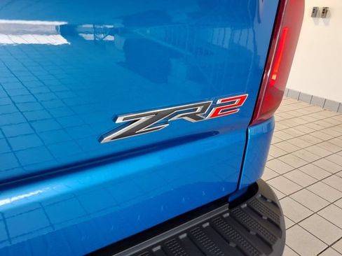 Used 2022 Chevrolet Silverado 1500 ZR2 w/ Technology Package AWD/4WD image 27