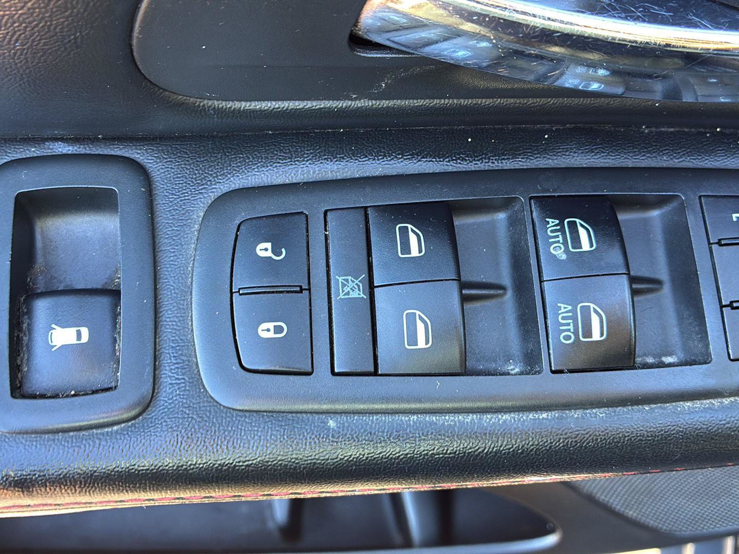 Used 2018 Dodge Grand Caravan GT FWD image 18