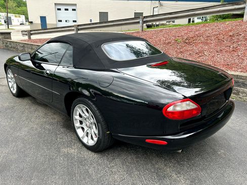 Used 2000 Jaguar XK8 Convertible image 5