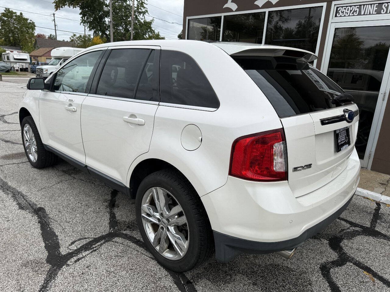 Used 2011 Ford Edge Limited w/ 301A Rapid Spec Order Code FWD image 7