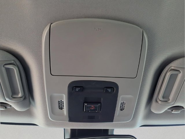 Used 2024 Toyota Camry SE FWD image 20
