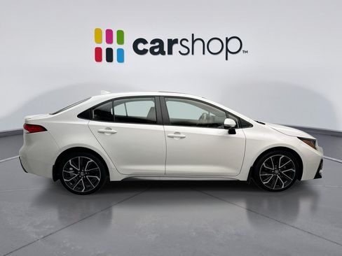 Used 2022 Toyota Corolla SE w/ SE Premium Package FWD image 6