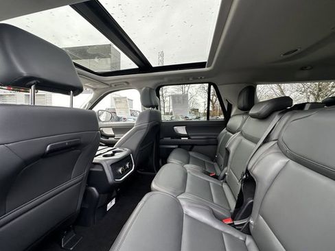 Certified 2025 Ford Expedition Max Active image 18