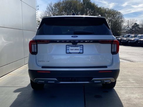 New 2026 Ford Explorer Active w/ Active Comfort Package image 5