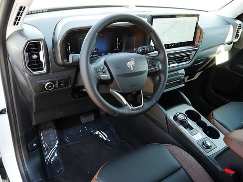 New 2026 Ford Bronco Sport Outer Banks w/ Outer Banks Tech Package+ AWD/4WD image 11