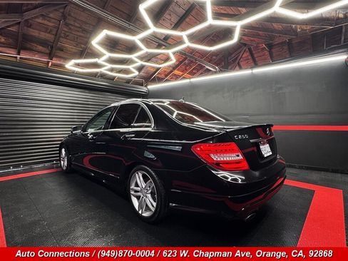 Used 2012 Mercedes-Benz C 250 Sedan image 4