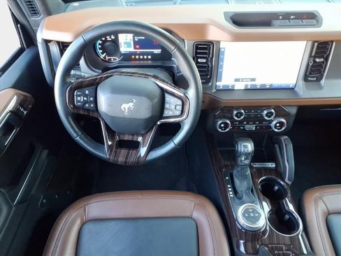 Used 2024 Ford Bronco Outer Banks image 20