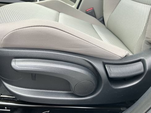 New 2025 Kia Soul LX w/ LX Technology Package image 16