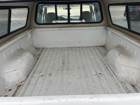 Used 1994 Ford F150 XL image 21