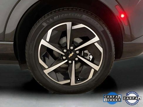 Used 2025 Chevrolet Equinox EV LT w/ Convenience Package image 26