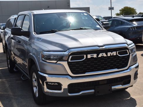 Used 2025 RAM 1500 Big Horn RWD image 4