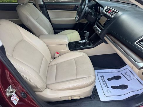 Used 2016 Subaru Outback 2.5i Limited AWD/4WD image 13