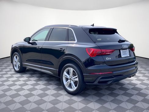 Used 2023 Audi Q3 2.0T Premium w/ Convenience Package AWD/4WD image 3