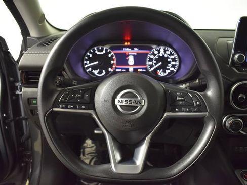 Used 2023 Nissan Sentra SV FWD image 14
