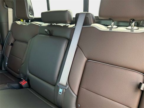 New 2026 GMC Sierra 1500 Denali w/ Denali Reserve Package image 14