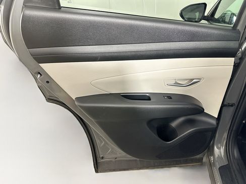 Used 2025 Hyundai Tucson SEL image 25