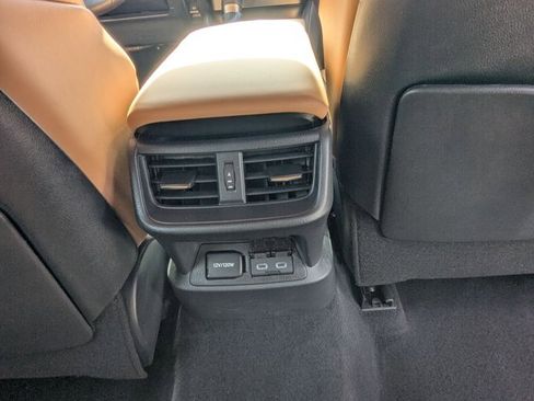 Used 2025 Lexus ES 300h w/ Premium Package image 20