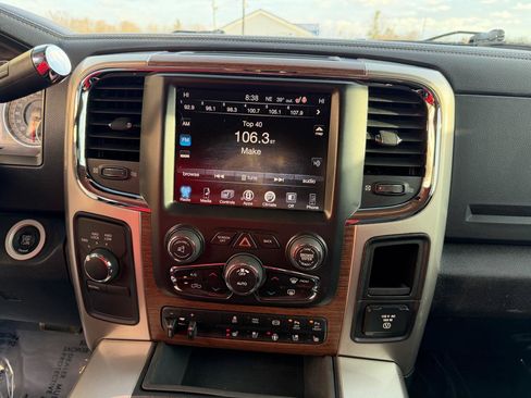 Used 2016 RAM 3500 Laramie image 29