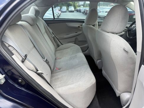 Used 2013 Toyota Corolla L FWD image 12