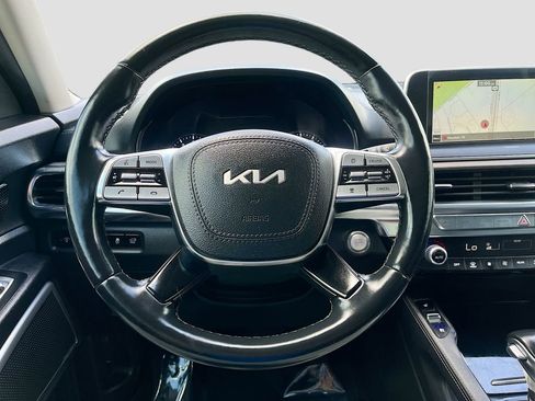 Used 2022 Kia Telluride EX w/ EX Premium Package AWD/4WD image 11