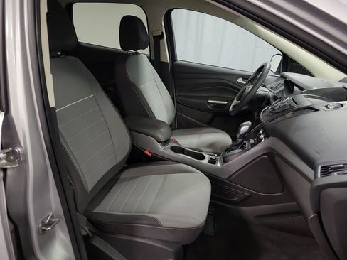 Used 2015 Ford Escape SE image 25