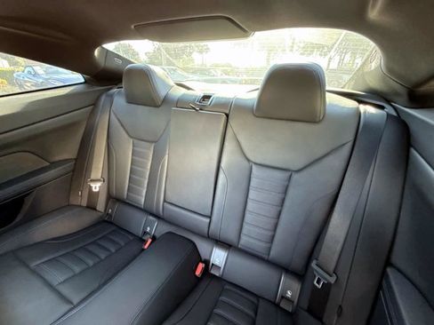 Used 2023 BMW 430i Coupe w/ M Sport Package image 16