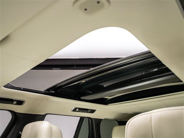 Used 2024 Land Rover Range Rover Autobiography AWD/4WD image 14