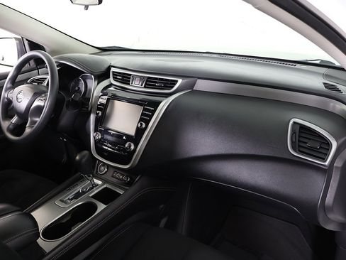 Used 2019 Nissan Murano S image 24