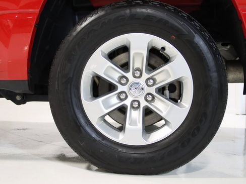 Used 2024 RAM 1500 Laramie image 76