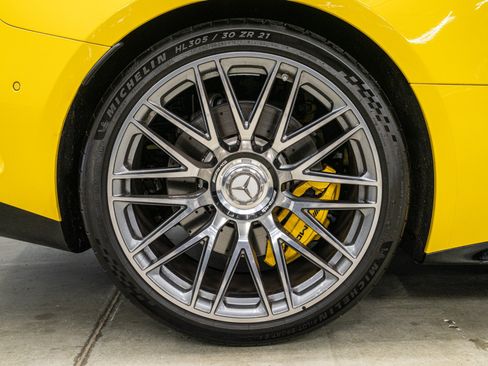 Used 2024 Mercedes-Benz AMG GT 63 image 37