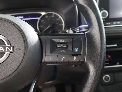 Used 2023 Nissan Rogue SV AWD/4WD image 41