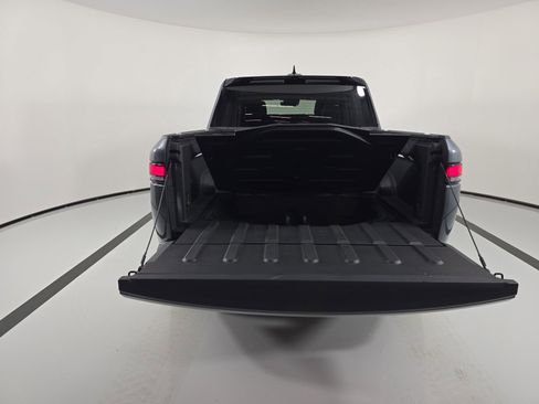Used 2022 Rivian R1T Adventure AWD/4WD image 17