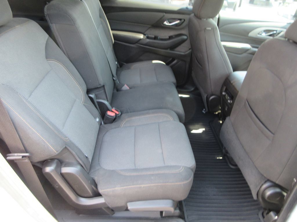 Certified 2019 Chevrolet Traverse LS FWD image 17