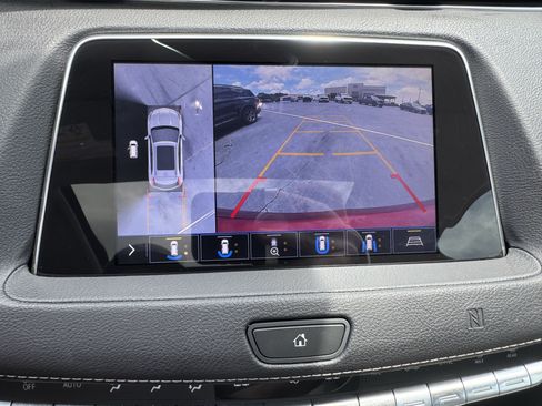 Used 2019 Cadillac XT4 Premium Luxury FWD image 31