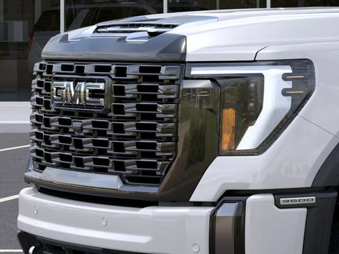 New 2025 GMC Sierra 3500 Denali Ultimate image 37