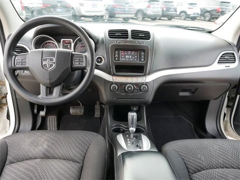 Used 2016 Dodge Journey SXT w/ Chrome Appearance Group image 24