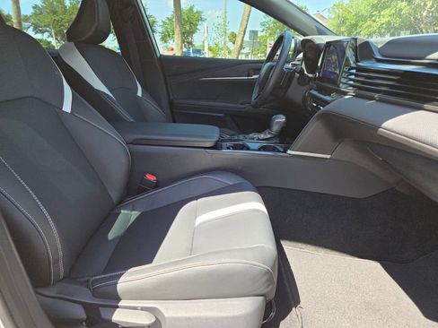 Certified 2025 Toyota Camry SE FWD image 14