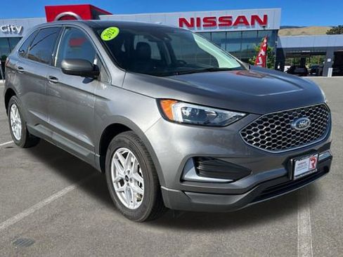 Used 2023 Ford Edge SEL image 1