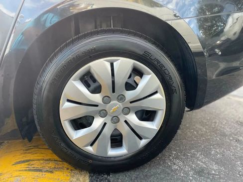 Used 2012 Chevrolet Cruze LS w/ Connectivity Package FWD image 14