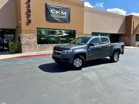 Used 2017 Chevrolet Colorado W/T w/ WT Convenience Package image 2