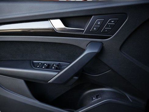 Certified 2024 Audi SQ5 Premium image 13