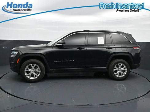 Used 2023 Jeep Grand Cherokee Limited RWD image 6