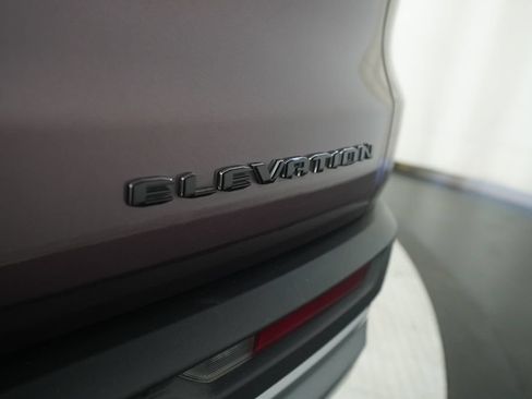 Used 2024 GMC Acadia Elevation FWD image 35
