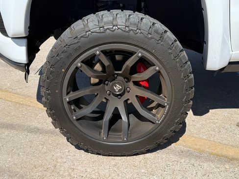 Used 2022 Chevrolet Silverado 1500 RST image 21