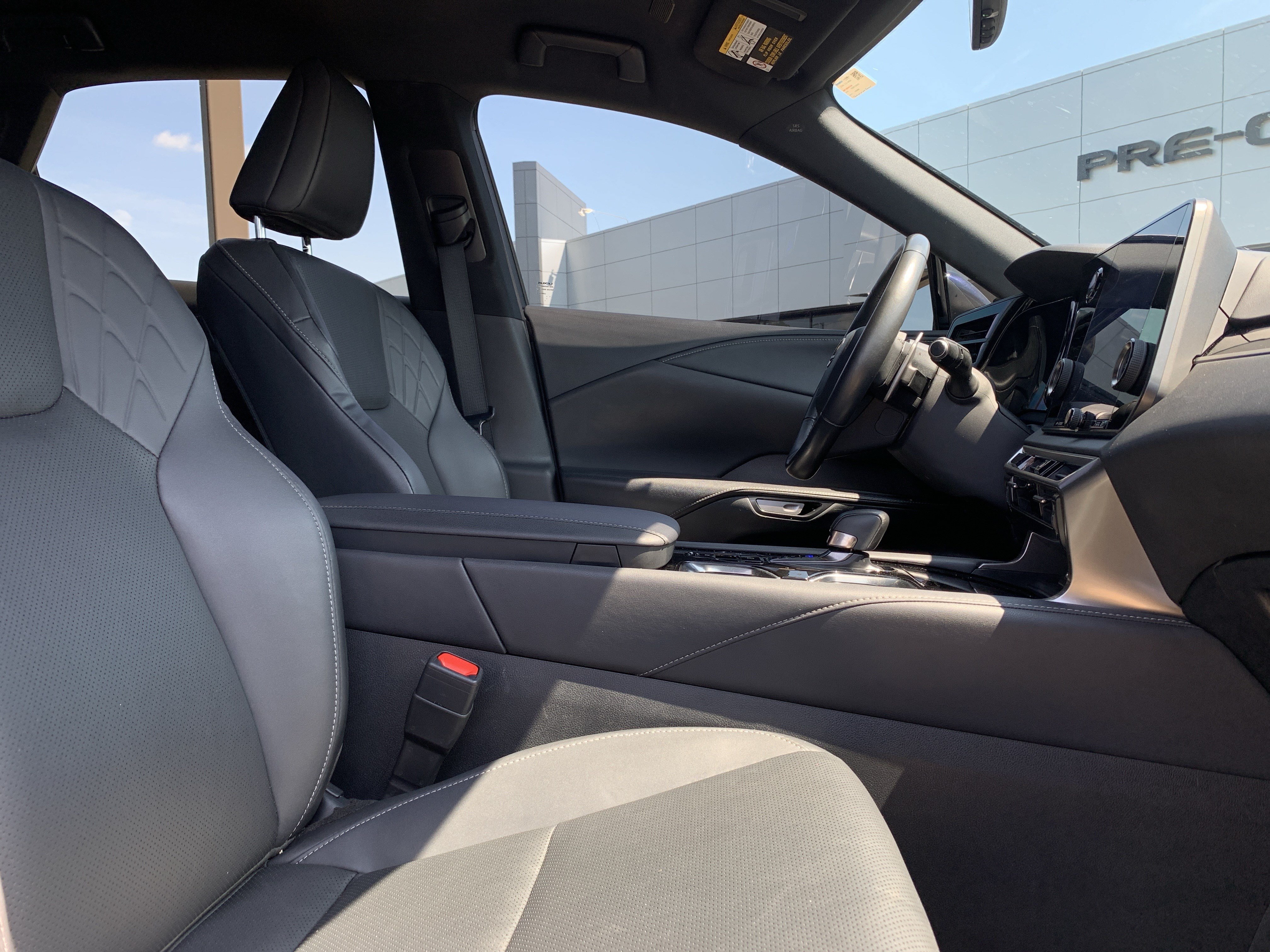 Certified 2023 Lexus RX 350 FWD w/ Accessory Package (Z1) image 35