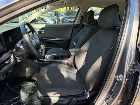Used 2025 Kia K4 LXS image 30